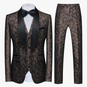 Elegant Black and Gold Men's Suit